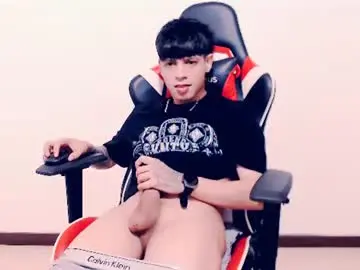 Chaturbate Live Sex Cam of indomitablebeast