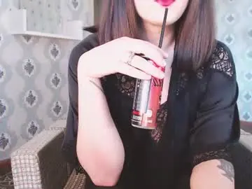 Chaturbate Nude Webcam of mia_wallase