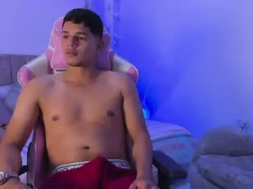 Chaturbate Watch Live Sex Cams of adrian_prime_