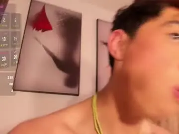 Chaturbate Live Sex Cam of allen_starck