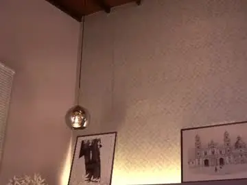 Chaturbate Watch Live Sex Cams of ellediane