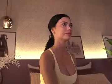 Chaturbate Live Sex Cam of ellediane