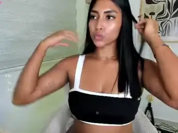 Chaturbate Live Porn of miavelvet_22