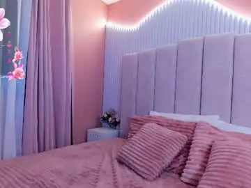 Chaturbate Best live sex cam show of naira_velvett