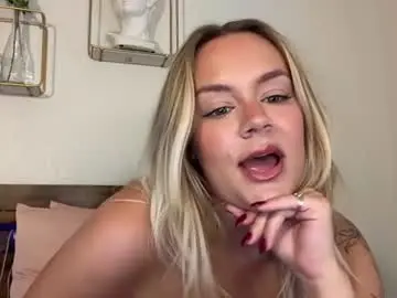 Chaturbate Nude Webcam of thecamilarhodes