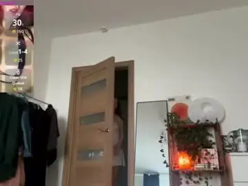 Chaturbate Live Sex of cherrrylips666000