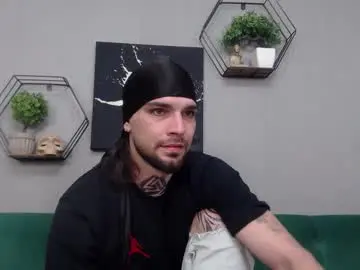 Chaturbate Live Sex Cam of kanehunter