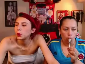 Chaturbate Adult Video Chat of kloe_dekerandpenelope