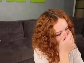 Chaturbate Free Live Porn of lola_lush01