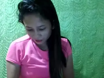 Chaturbate Live Sex Cam of petite_innocent_girl