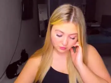 Chaturbate Sex Chat of sarahmils