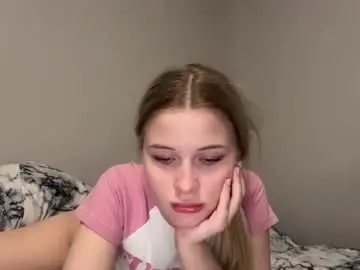 Chaturbate Live Sex Cam of wekittycluby