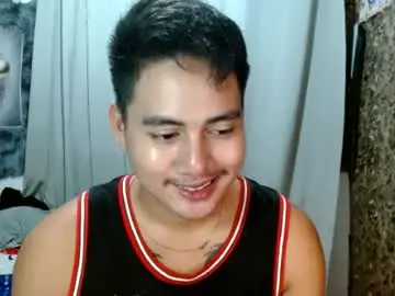Chaturbate Adult Video Chat of goodcaresweetboy