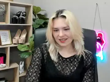 Chaturbate Adult Video Chat of lilysweetxo