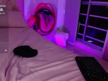 Chaturbate Nude Webcam of nicol_rosee