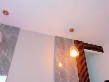 Chaturbate Live Sex Cam of scarlett_evans4