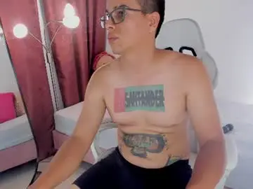 Chaturbate Best live sex cam show of sergiocamiloa_30