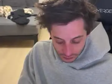 Chaturbate Live Sex Cam of therealdylansdick