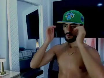 Chaturbate Sex Cam of david_johnson372