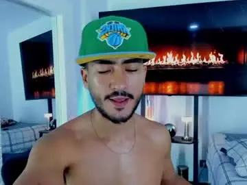 Chaturbate Free Porn Cam of david_johnson372