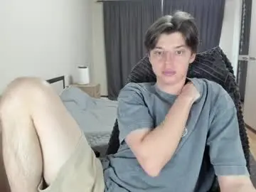 Chaturbate Live Sex Cam of guy_liam1