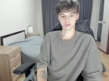 Chaturbate Live Sex Cam of guy_liam1