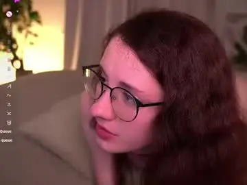 Chaturbate Live Sex Cam of little_poetry