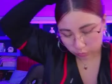 Chaturbate Watch Live Sex Cams of littlee_red