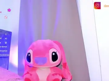 Chaturbate Best live sex cam show of milan_delrey