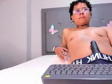 Chaturbate Live Porn of thiago_ftm30