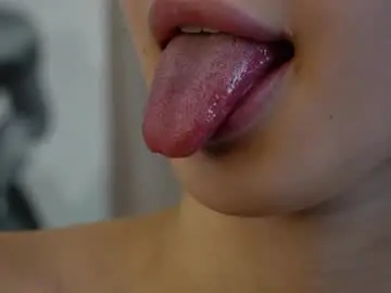 Chaturbate Live Sex Cam of yeepshyy