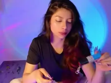Chaturbate Nude Webcam of adrianna5_