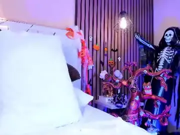 Chaturbate Adult Video Chat of avymilton