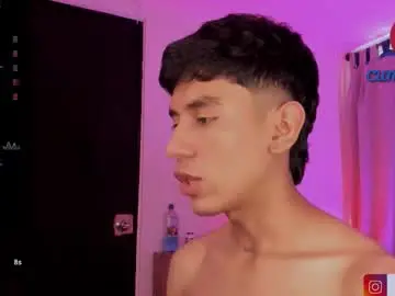 Chaturbate Private Sex Chat of damien_howard