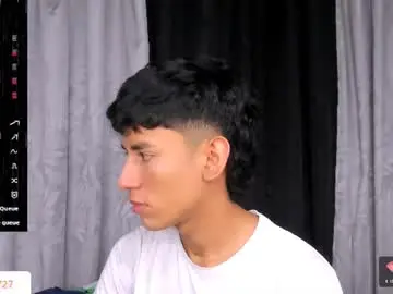 Chaturbate Free Porn Cam of damien_howard