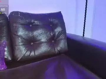 Chaturbate Free Porn Cam of fluffy_curls