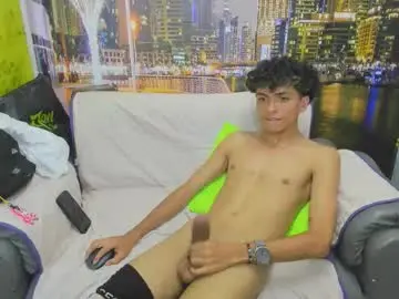 Chaturbate Watch Live Sex Cams of hot_bunny713