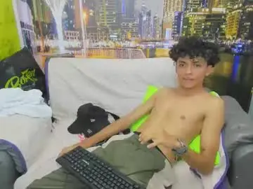 Chaturbate Watch Live Sex Cams of hot_bunny713