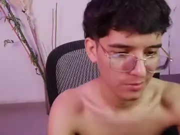 Chaturbate Live Sex Cam of noah_millerx_