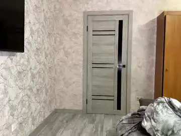Chaturbate Watch Live Sex Cams of yourselenas
