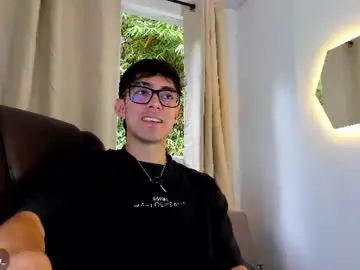 Chaturbate Live Sex of etham_wolf1