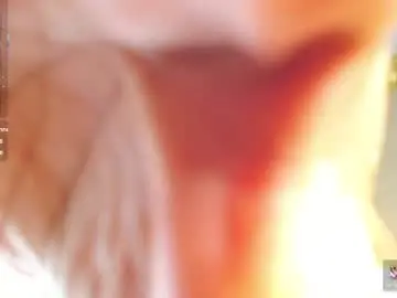 Chaturbate Free Live Porn of iniya_parul