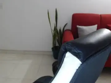 Chaturbate Free Live Porn of loren_rouse