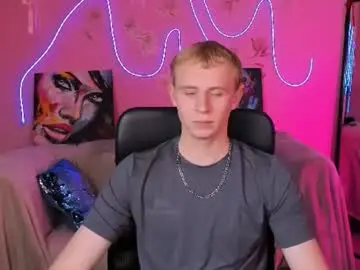 Chaturbate Live Sex Cam of rafael_bien