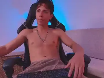 Chaturbate Nude Webcam of ryaan_stone