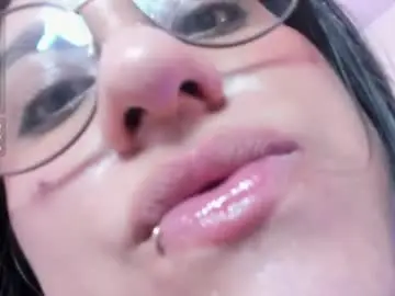 Chaturbate Best live sex cam show of scarlett_voss1