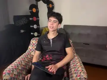 Chaturbate Live Sex Cam of stolas_ying