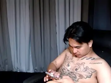 Chaturbate Free Porn Cam of tattooguy1209