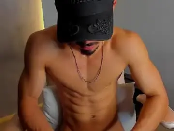 Chaturbate Live Sex Cam of eros_becker_