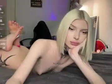 Chaturbate Live Sex Cam of hotchubently